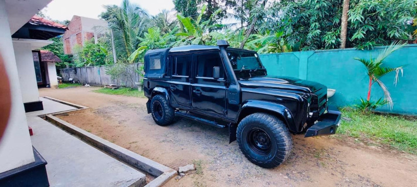landrover-defender-2006-big-1