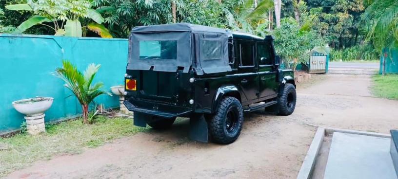 landrover-defender-2006-big-2
