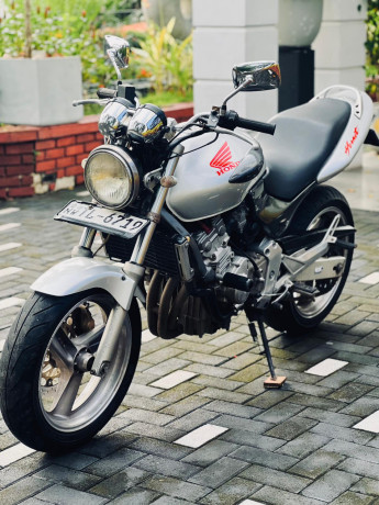 honda-hornet-250-2007-big-1