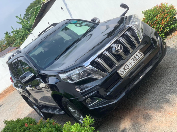 toyota-prado-150-2010-big-2