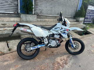 suzuki-drz-400-k9-2013