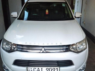 mitsubishi-outlander-2014