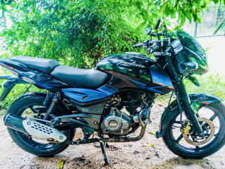 bajaj-pulsar-150-2018