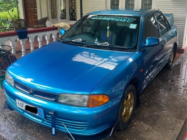 mitsubishi-lancer-cb2a-big-0