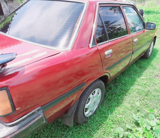 toyota-carina-big-1