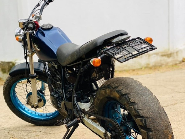 yamaha-tw200-unregistered-big-0