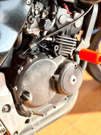 honda-hornet-ch125-2008-big-3