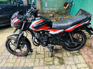 bajaj-discover-125-2023