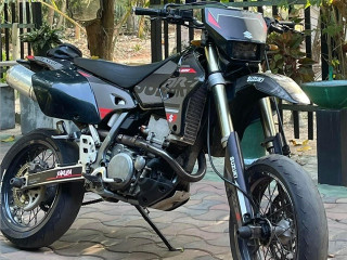 suzuki-drz-400sm-unregistered