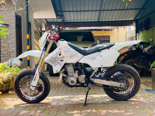 suzuki-drz-400sm-k9-unregistered