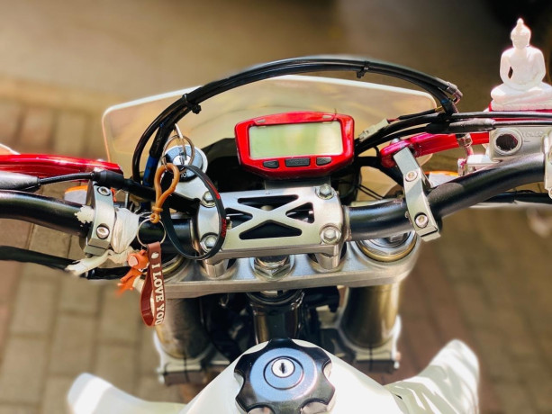 suzuki-drz-400sm-k9-unregistered-big-4