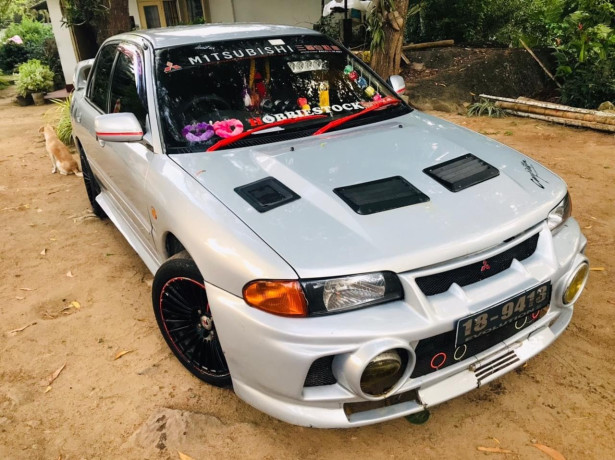 mitsuboshi-lancer-cb2-1994-big-0
