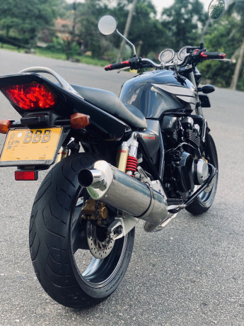 honda-cb400-2014-big-2