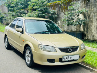 Mazda Familia 2002