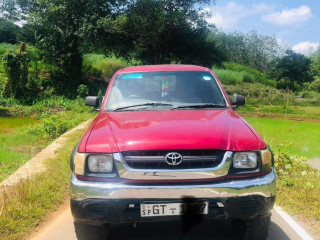 toyota-hilux-double-cab