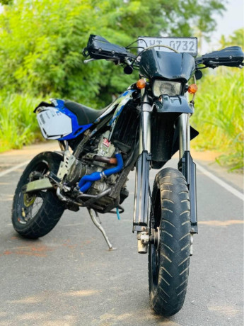 kawasaki-d-tracker-250-2011-big-1