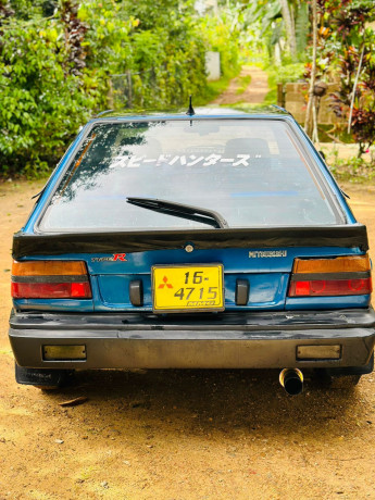 mitsubishi-lancer-c11-big-2