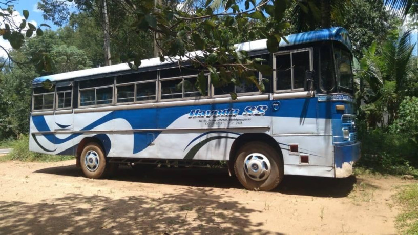 tata-bus-for-sale-big-1