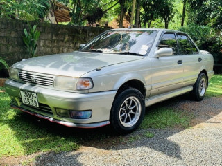 nissan-sunny-fb13-super-saloon-1993