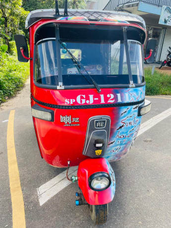 bajaj-2-stroke-threewheel-big-1