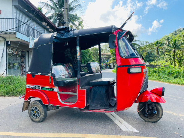 bajaj-2-stroke-threewheel-big-0