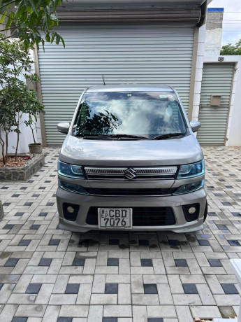 suzuki-wagon-r-fz-2017-big-0