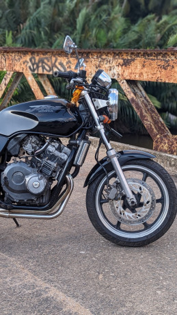 honda-jade-250-2013-big-4