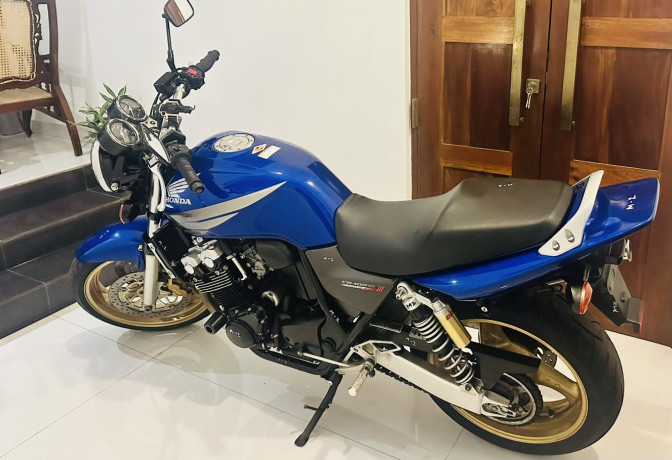 honda-cb400-unregistered-big-1