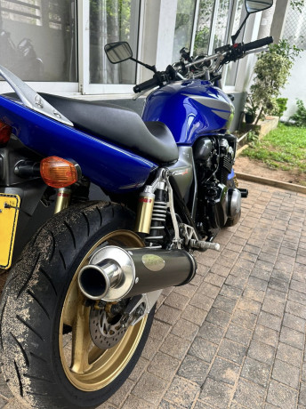 honda-cb400-unregistered-big-4