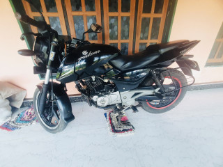 bajaj-pulsar-180-2015