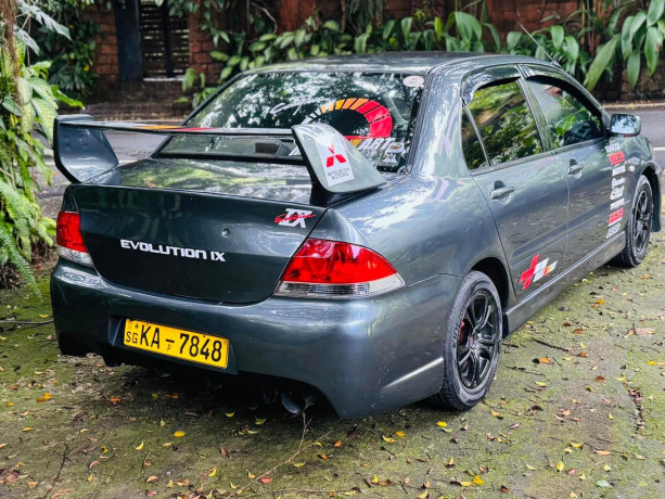 mitsubishi-lancer-cs1-glx-2005-big-3