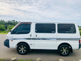 mazda-bongo-2008