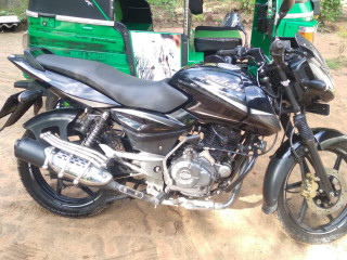 bajaj-pulsar-150-2018