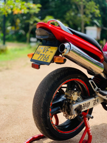 honda-hornet-ch100-2009-big-3