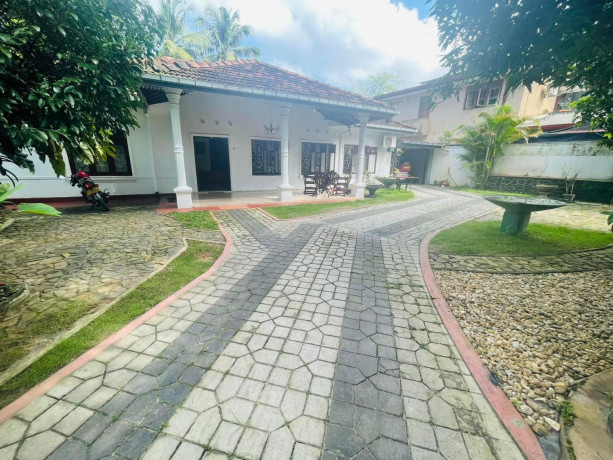 house-for-sale-in-ambalangoda-big-4