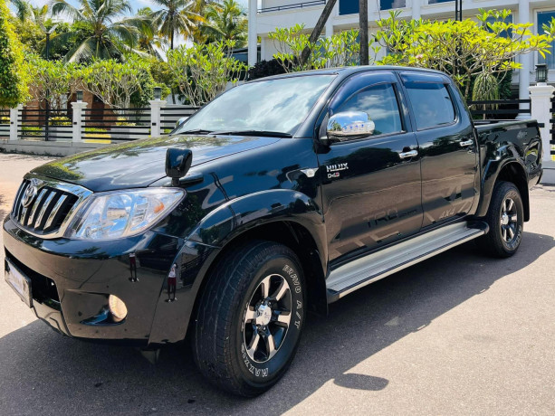 toyota-hilux-2008-big-1