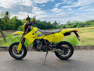 suzuki-drz-400sm-2012