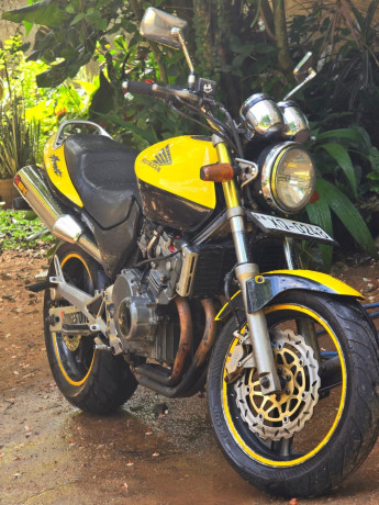 honda-hornet-ch115-2012-big-1