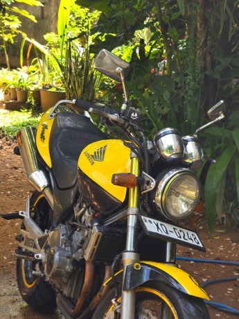 honda-hornet-ch115-2012-big-2