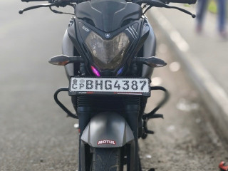 bajaj-pulsar-ns200-2019