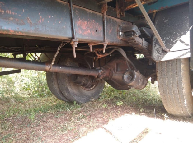 ashok-leyland-lorry-big-2