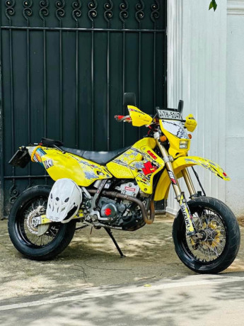 suzuki-drz-400-2007-big-4