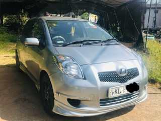 toyota-vitz-2007