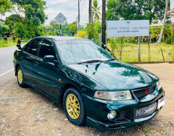 mitsubishi-lancer-ck1-1998-big-1