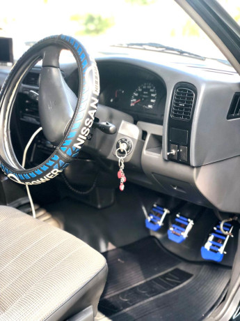 nissan-d21-double-cab-big-3