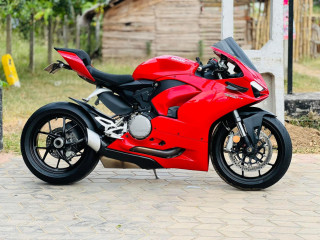 ducati-panigale-v2-2022