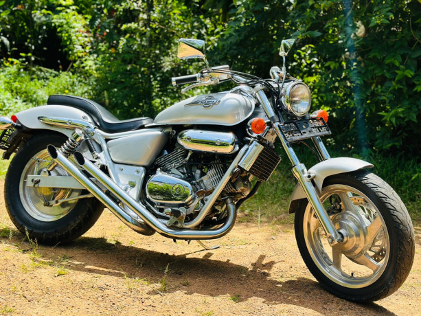 honda-magna-250-unregistered-big-4