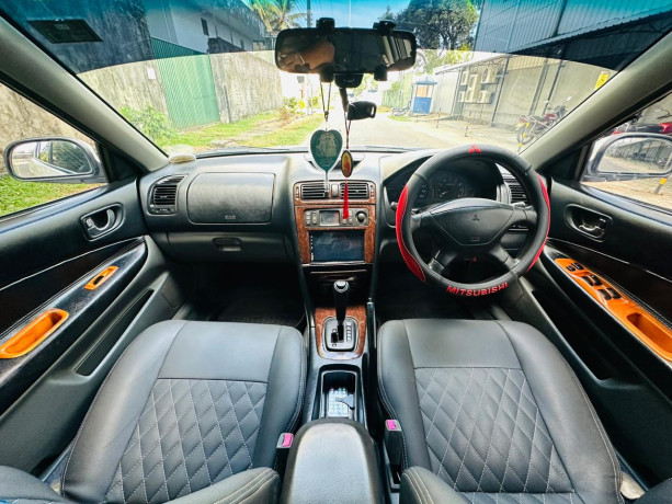 mitsubishi-galant-vr-big-4