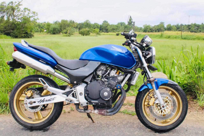 honda-hornet-ch130-2012-big-0