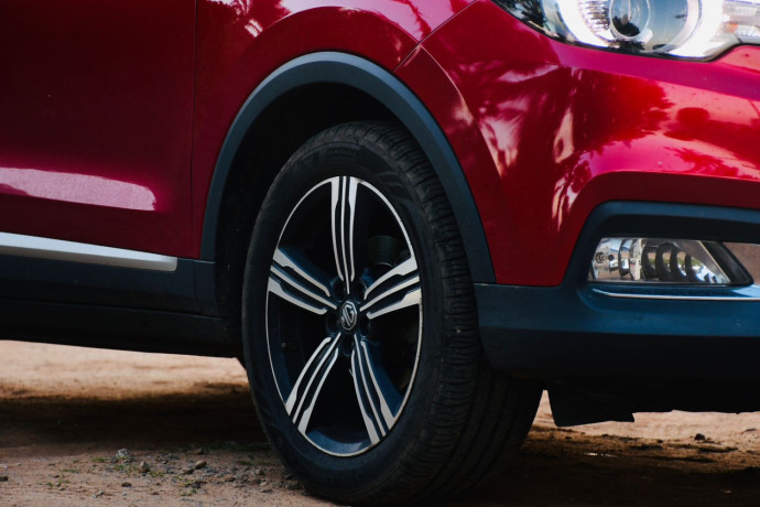 mg-zs-2019-big-3